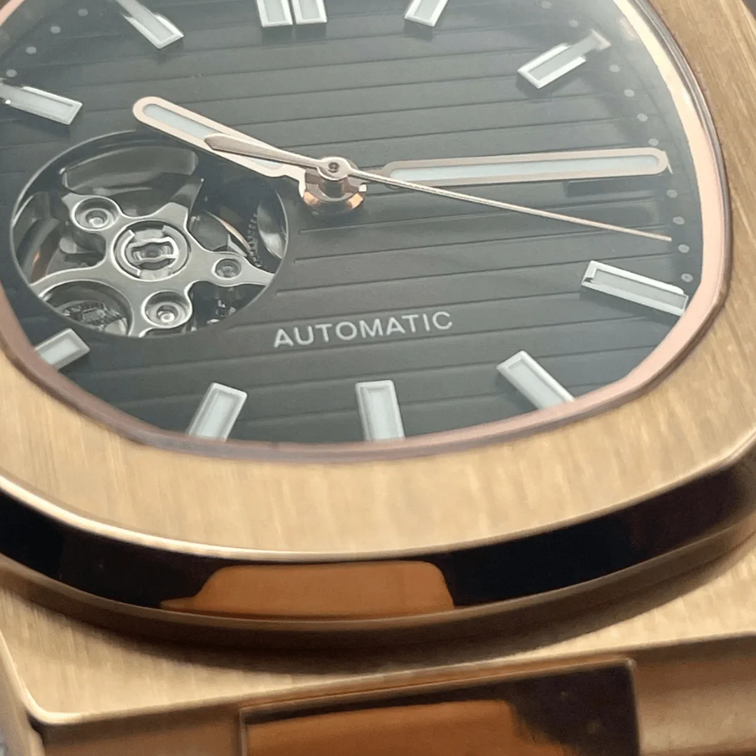 NAUTIKO | ROSE GOLD CHOCOLATE OPEN HEART