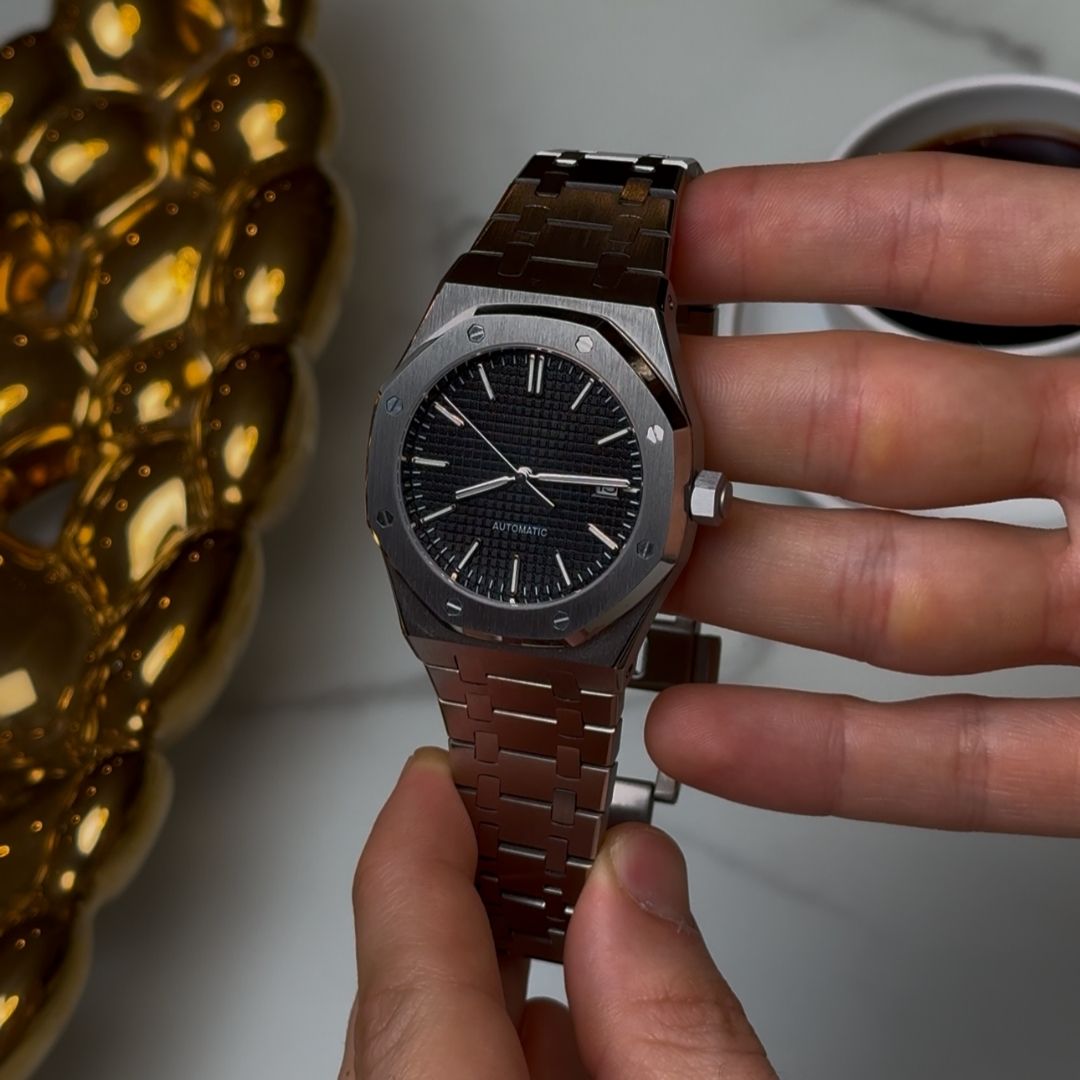 ROYAL SEIKOAK | BLACK