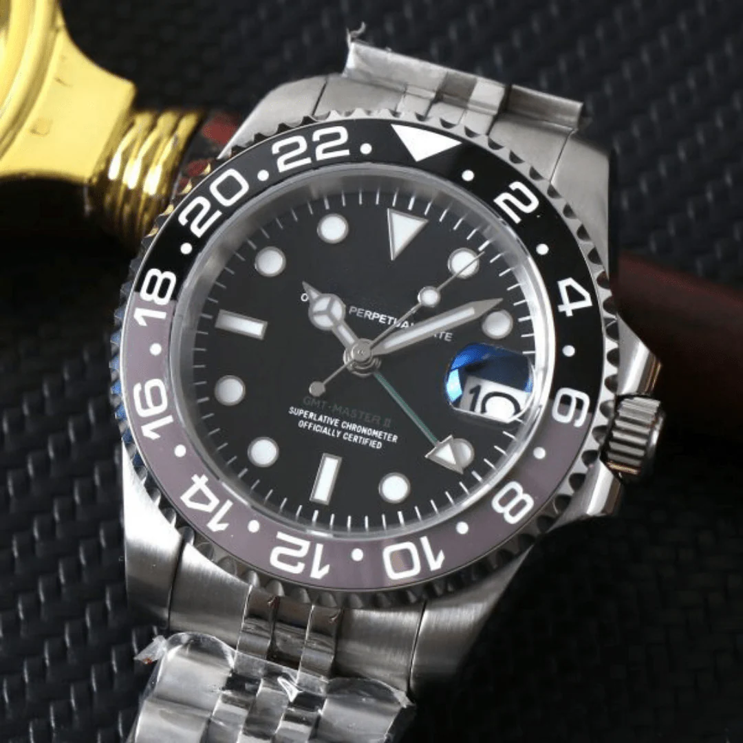 GMTEIKO | BRUCE WAYNE