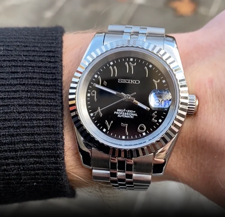 SEIKOJUST | BLACK ARABIC