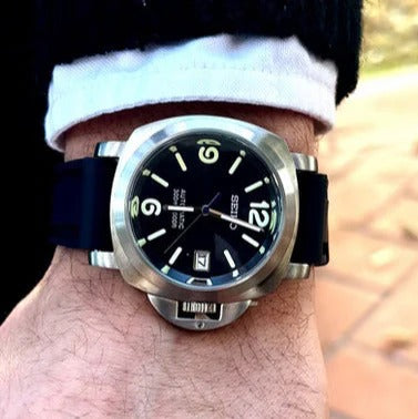 PANEIKO | BLACK RUBBER