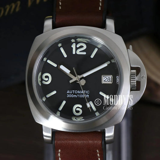 PANEIKO | BROWN LEATHER